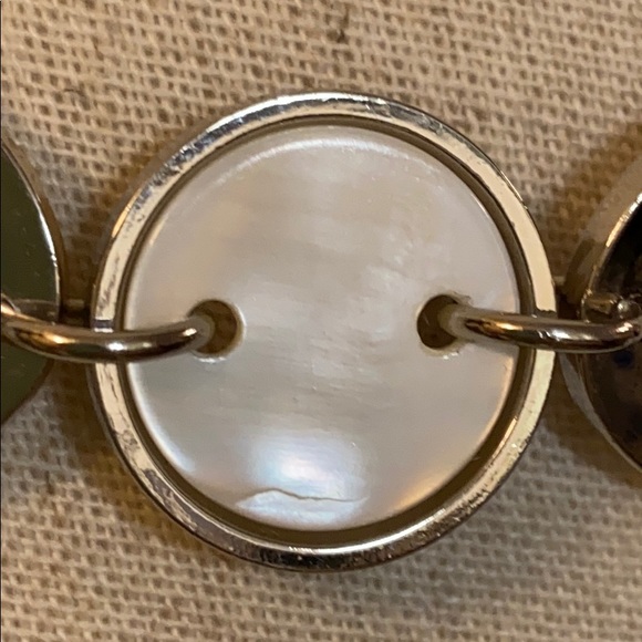 Belt w/ alternating open ovals & faux MOP circles - Picture 3 of 6